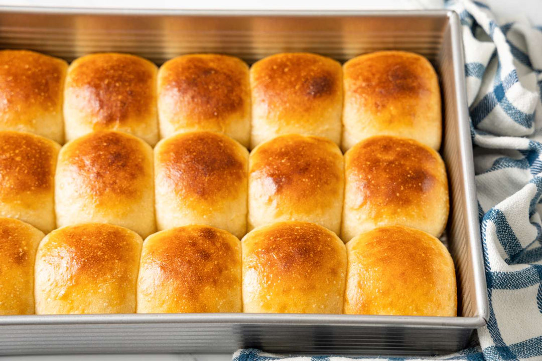Sourdough Dinner Rolls